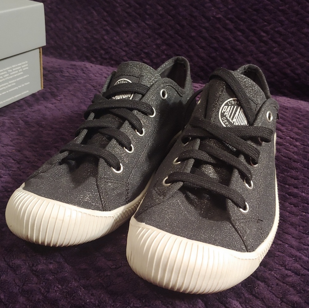 Palladium Flex Lace Sneaker in Black/Silver Birch